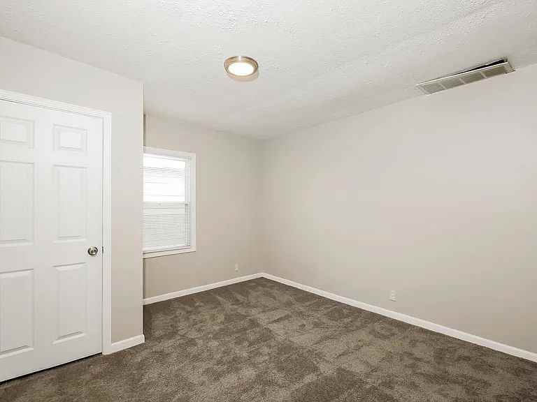2323 N Arsenal Ave #NA - Photo 5 of 14