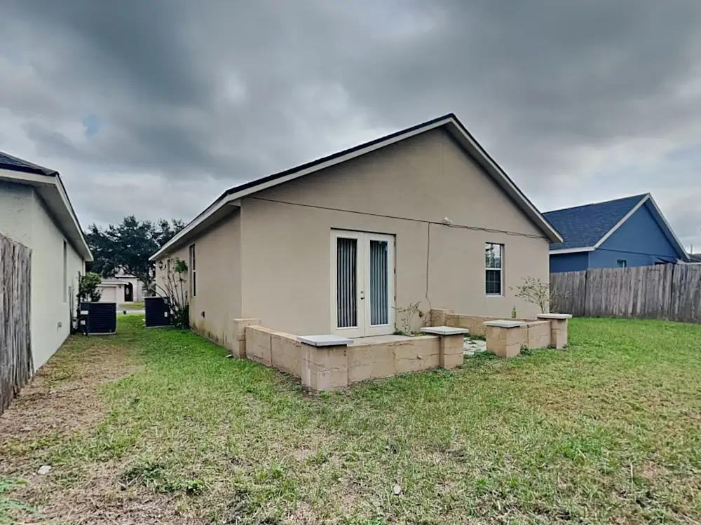 550 Hibiscus Cove Dr #NA - Photo 3 of 7