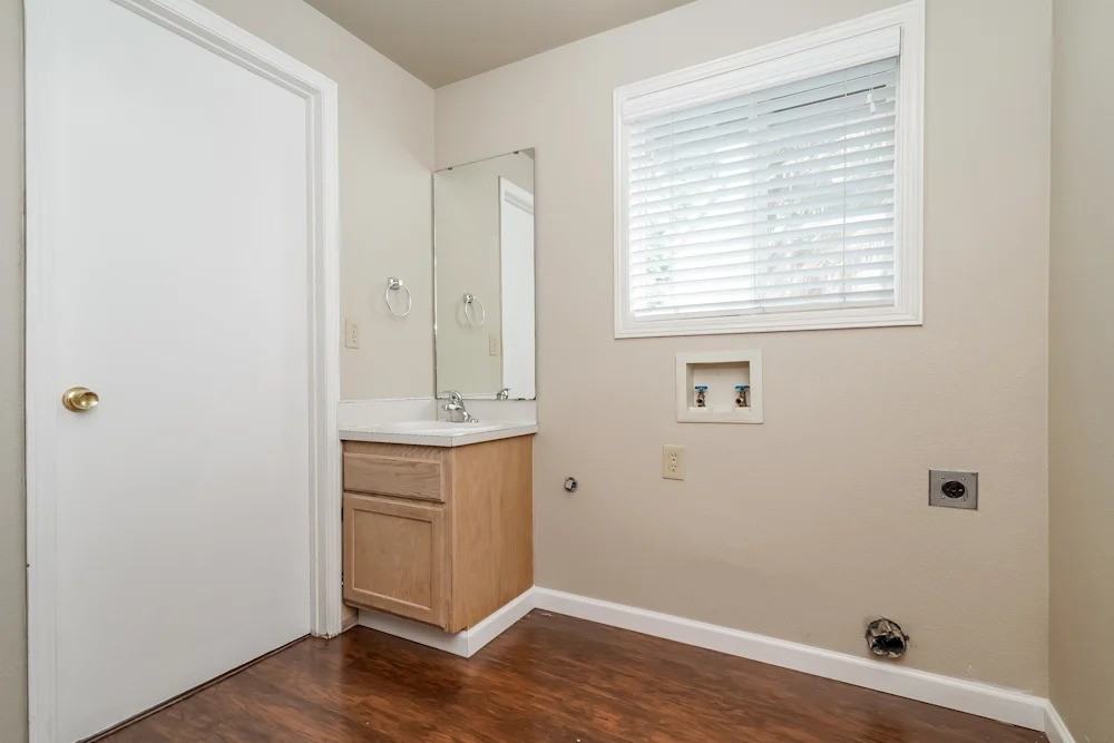 25114 23rd Pl S #NA - Photo 2 of 12