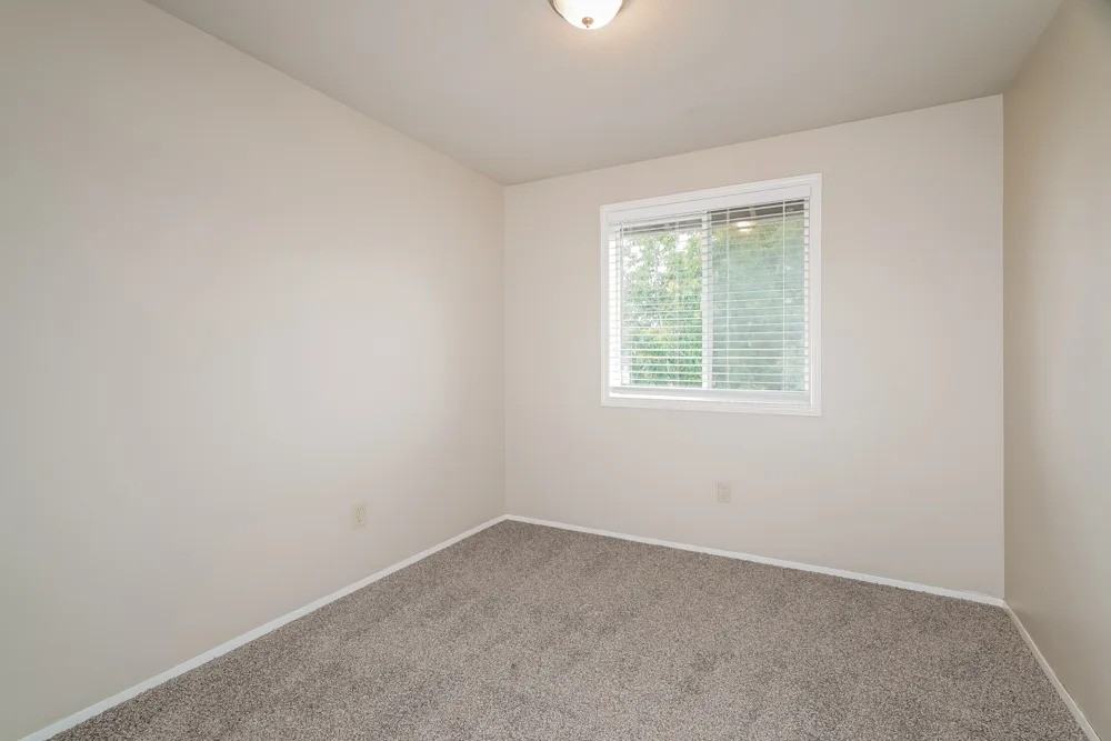 25114 23rd Pl S #NA - Photo 4 of 12