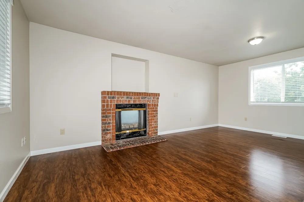 25114 23rd Pl S #NA - Photo 7 of 12