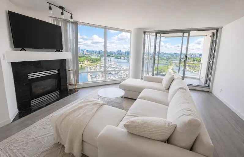 1201 Marinaside Cres #1005 - Photo 3 of 22