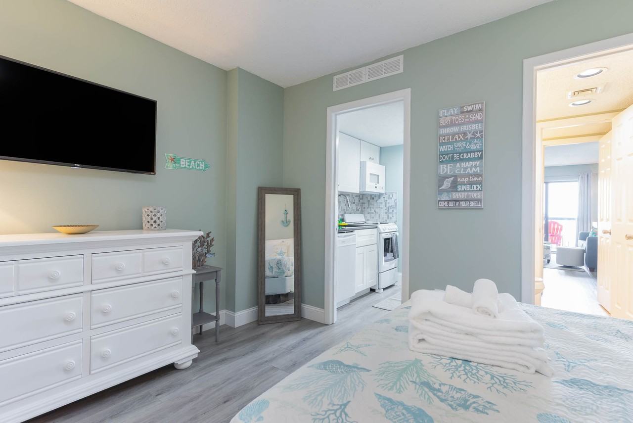 7500 N Ocean Blvd #6051 - Photo 4 of 11