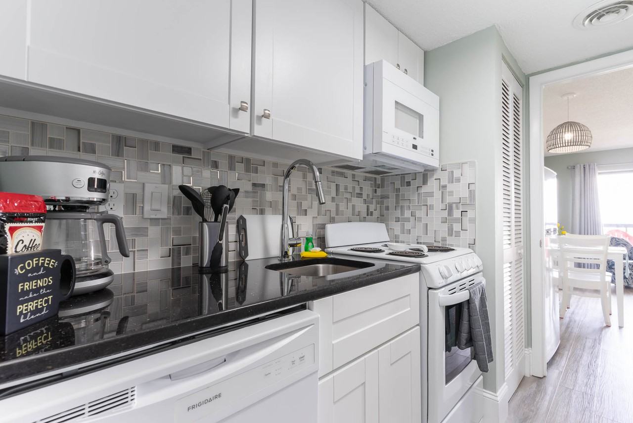 7500 N Ocean Blvd #6051 - Photo 5 of 11