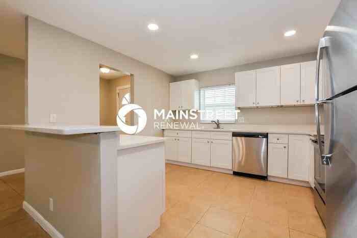 2215 Falkner Rd - Photo 4 of 16