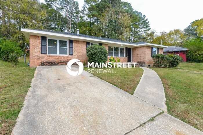 1281 Hiawatha Dr - Photo 2 of 16