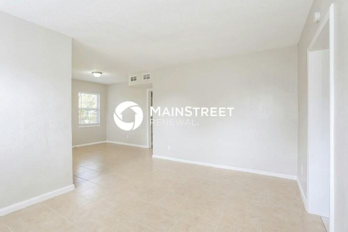 7037 Pellias Rd - Photo 7 of 16