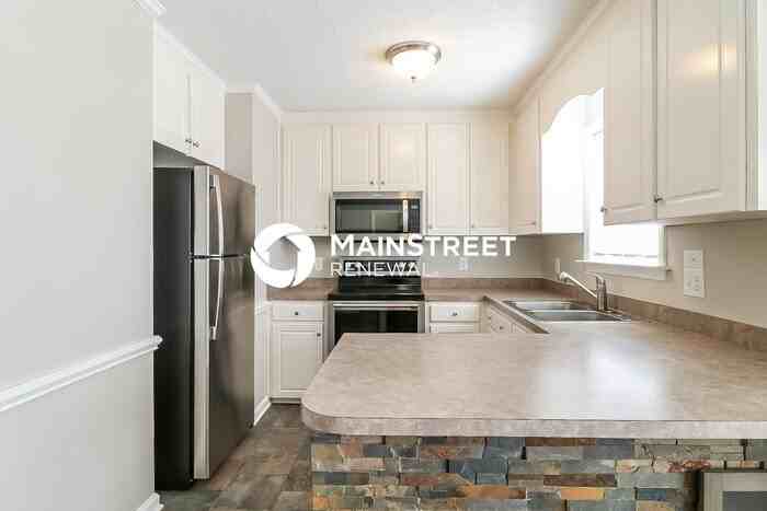 244 Skylar Ln - Photo 7 of 17