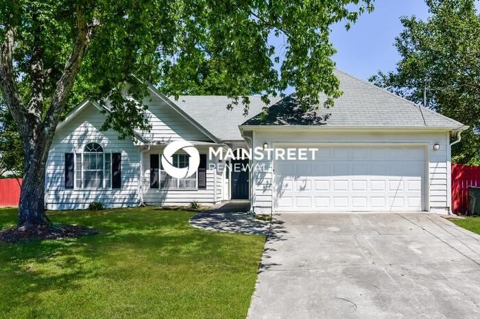 2918 Ashly Brooke Ct - Photo 2 of 32
