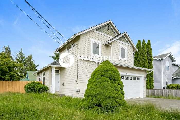 403 4th Ave Se - Photo 4 of 17