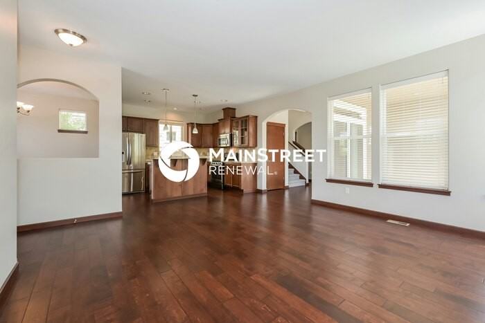 2406 43rd Ave Se - Photo 5 of 16