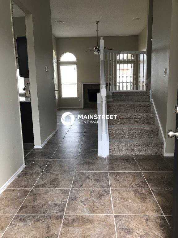 219 N Waterford Oaks Dr - Photo 4 of 19