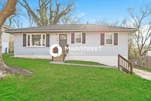 4135 N Spruce Ave - Photo 1 of 1