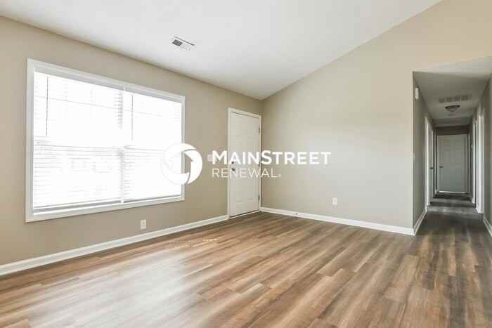 500 Ogburn Rd - Photo 3 of 15