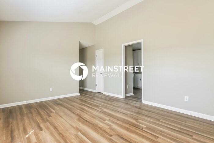 500 Ogburn Rd - Photo 4 of 15
