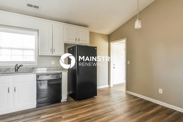 500 Ogburn Rd - Photo 6 of 15