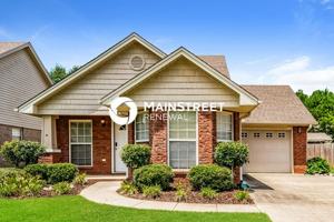 featured image of 105 Clover St