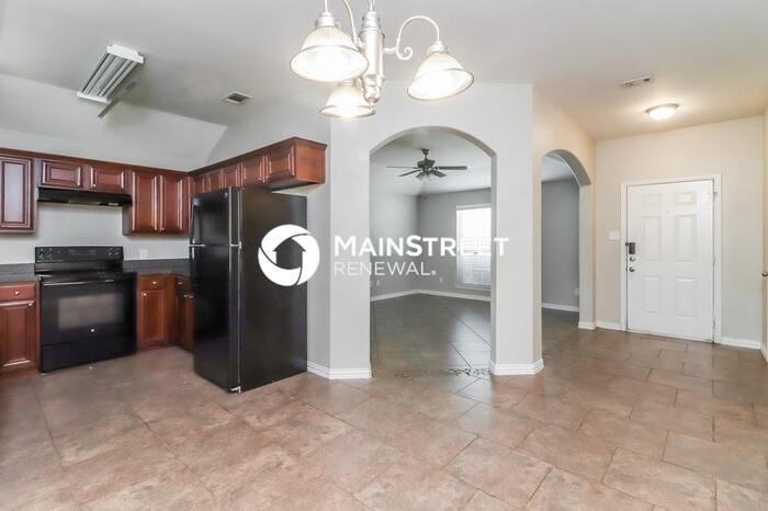 2408 Hawkwood Ct - Photo 6 of 16