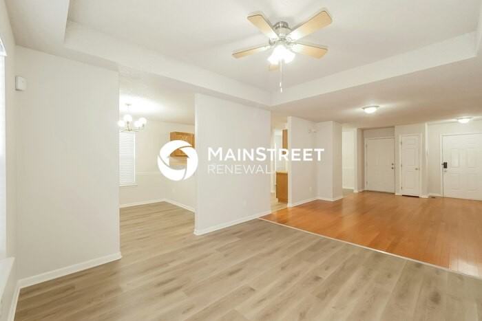 3904 Highland Ave - Photo 4 of 17