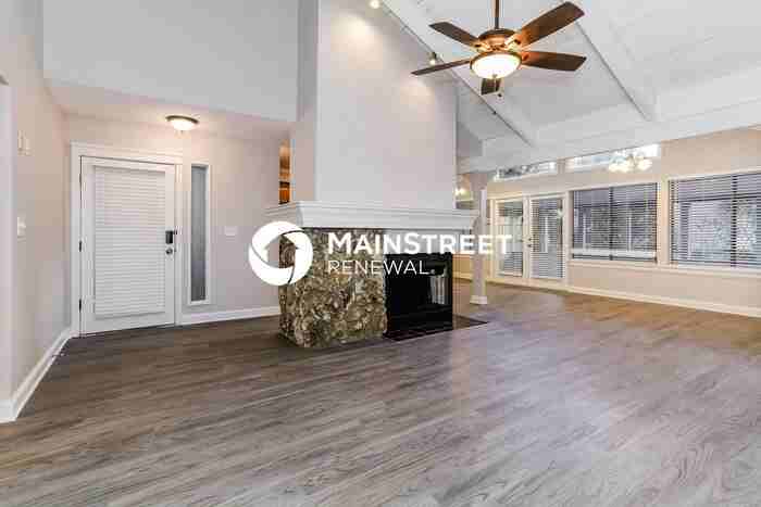 213 Pheasant Run Ct - Photo 3 of 16