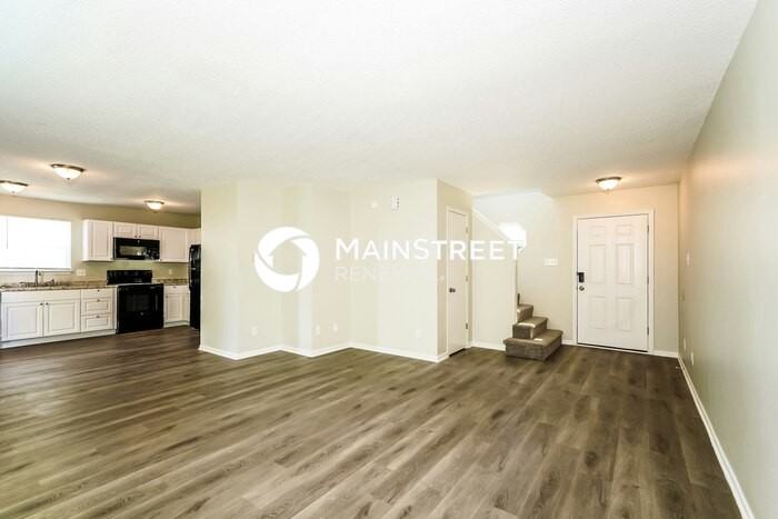 138 Frostwood Ln - Photo 6 of 17