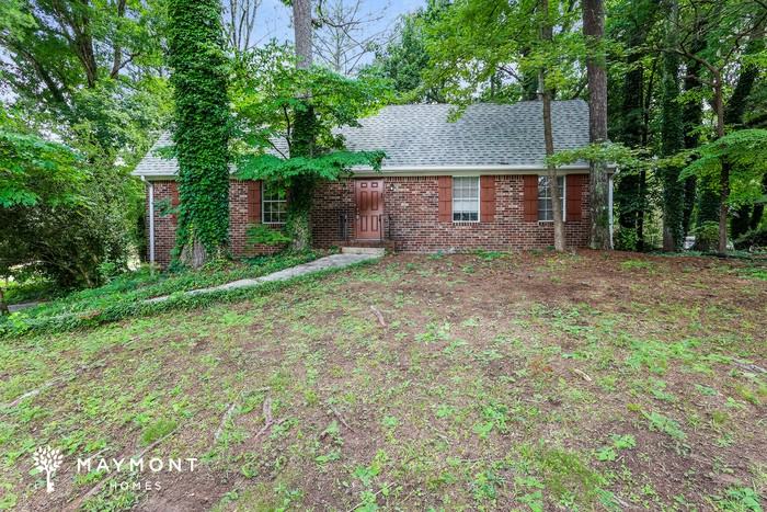 1684 Regency Pl