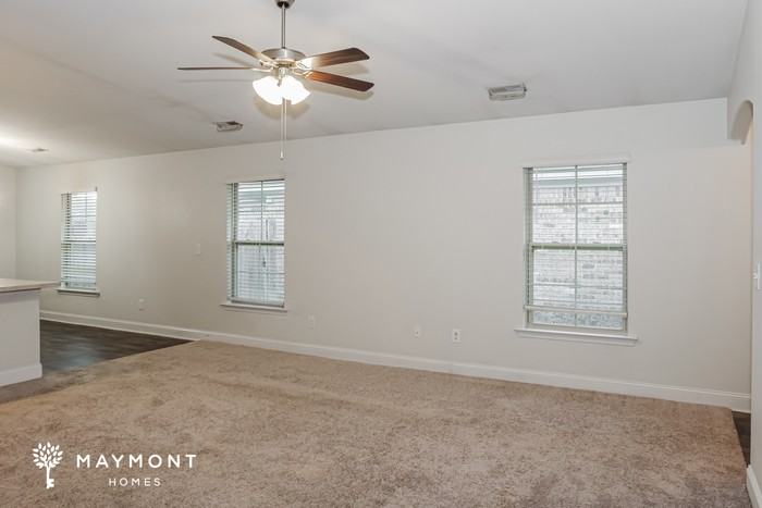 236 Bermuda Lakes Dr - Photo 4 of 15