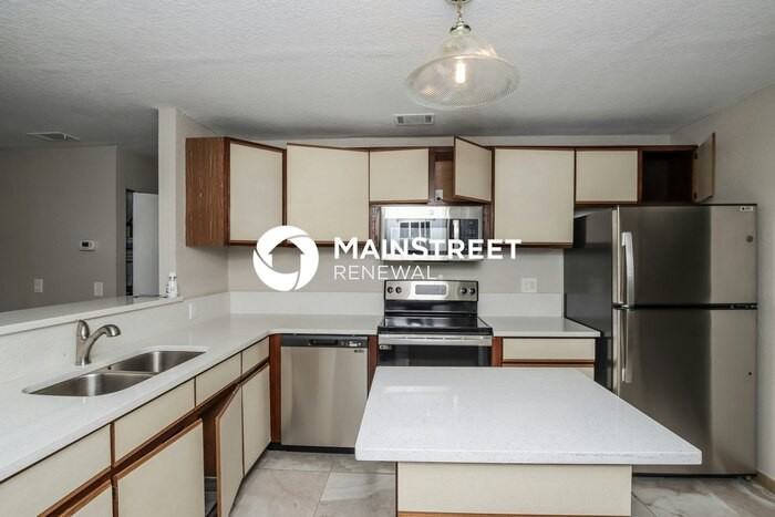 875 Doat St Se - Photo 7 of 16