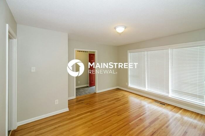4214 Riche Rd - Photo 3 of 16
