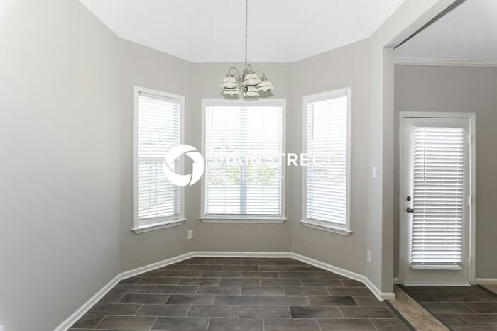 1113 Averett Ln - Photo 5 of 16