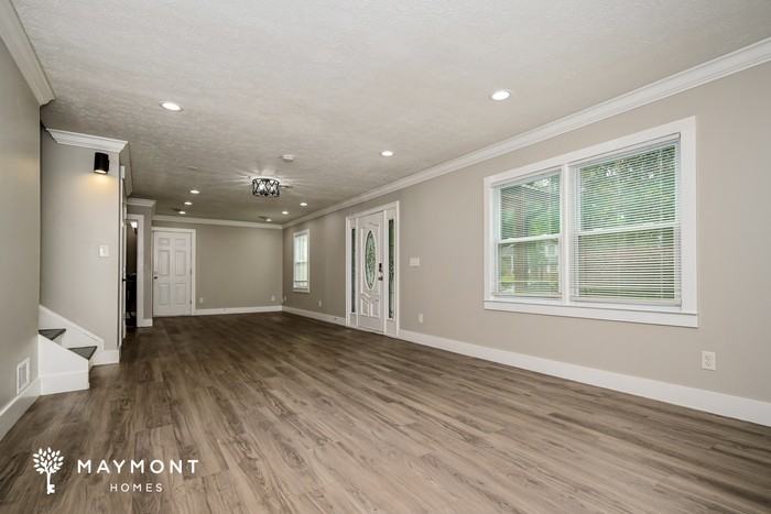 3667 Manhattan Dr - Photo 6 of 18