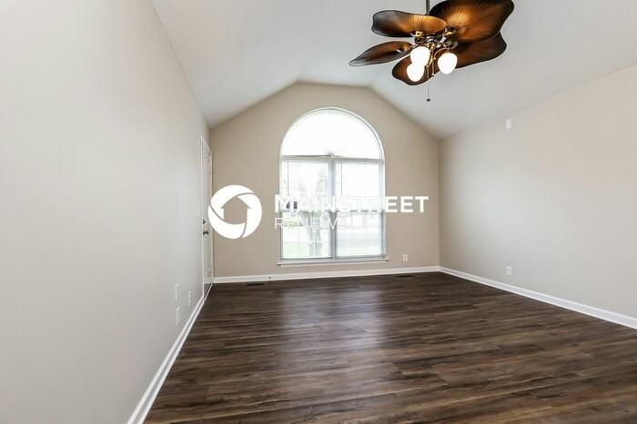 1931 Pecan Ridge Dr - Photo 4 of 16