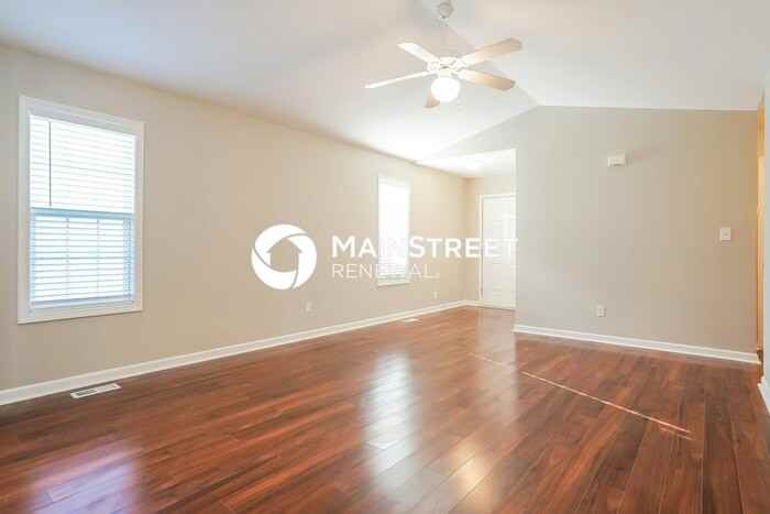 1527 Tom Gipson Dr - Photo 3 of 16