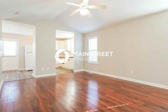 1527 Tom Gipson Dr - Photo 4 of 16