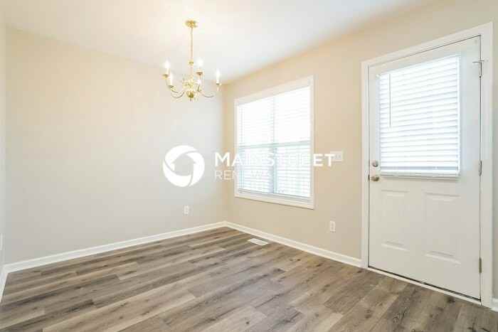 1527 Tom Gipson Dr - Photo 5 of 16