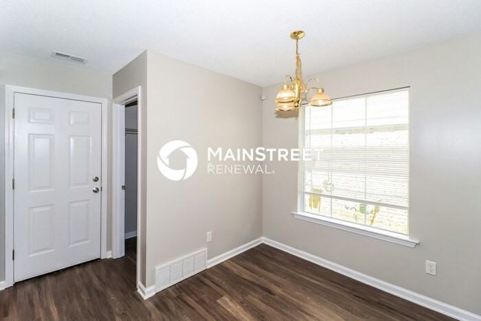 7932 Bay Meadow Cir N - Photo 7 of 17