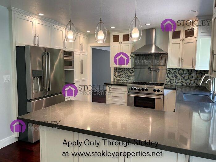 25 Banbridge Pl - Photo 2 of 20
