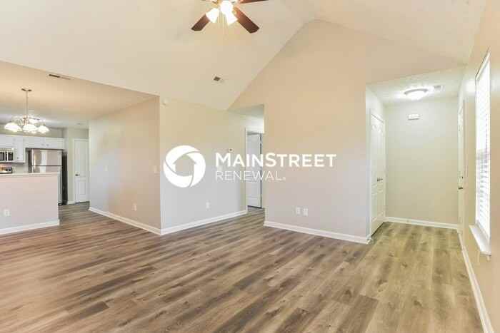 2715 Oxford Hall Ave - Photo 7 of 16