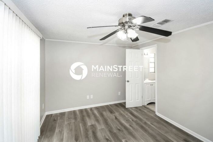 8447 Thims Ave #1 - Photo 5 of 16