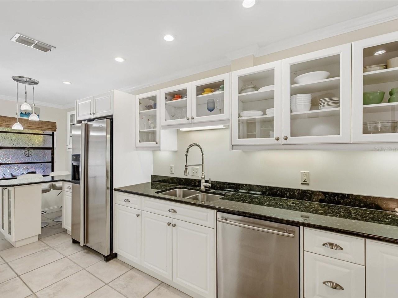 413 S Bayshore Blvd - Photo 6 of 22