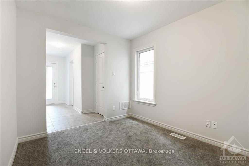 18 Verglas Lane - Photo 4 of 26