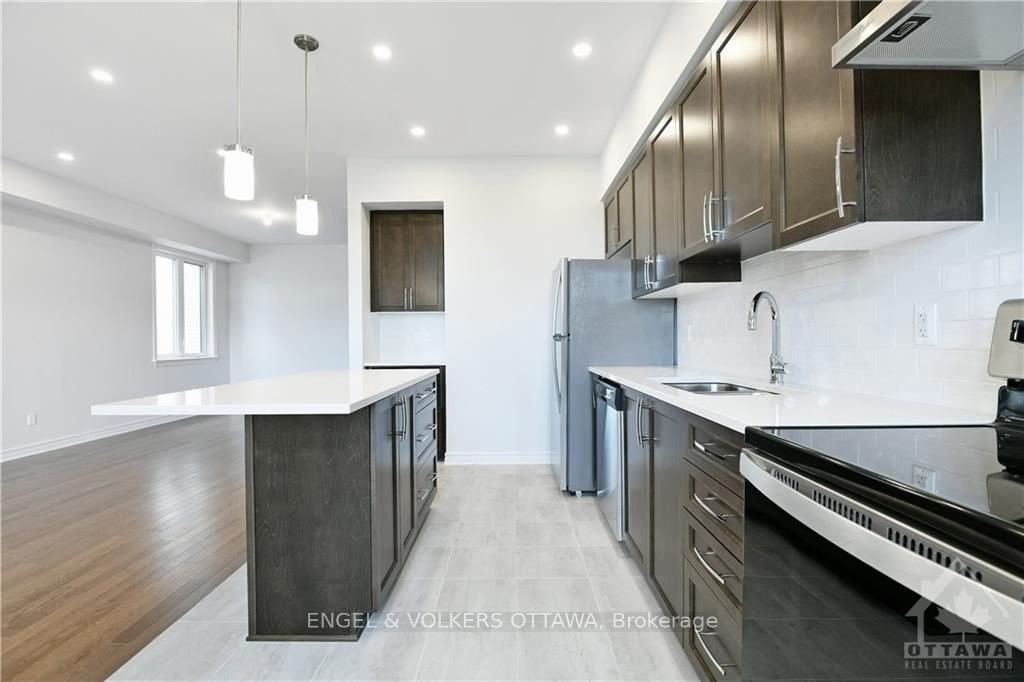 18 Verglas Lane - Photo 7 of 26