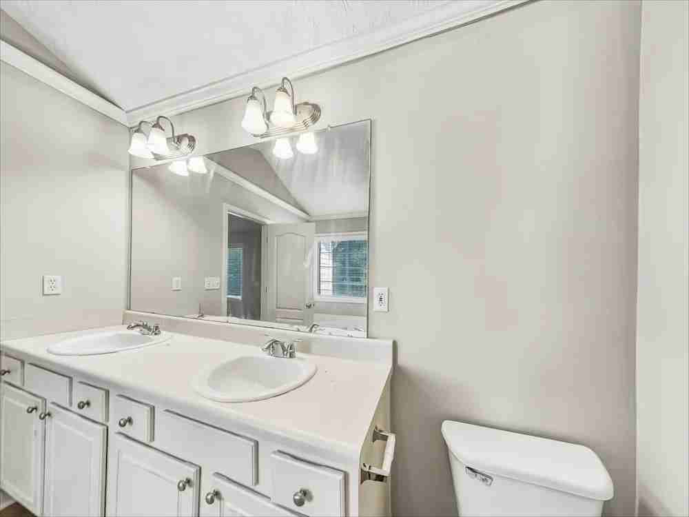 11 Tabitha Ct - Photo 3 of 11