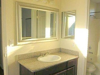 2273 Burgundy Way - Photo 7 of 10