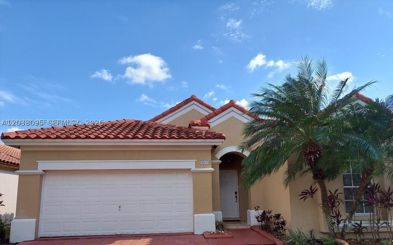 5033 Sw 134th Ave - Photo 2 of 20