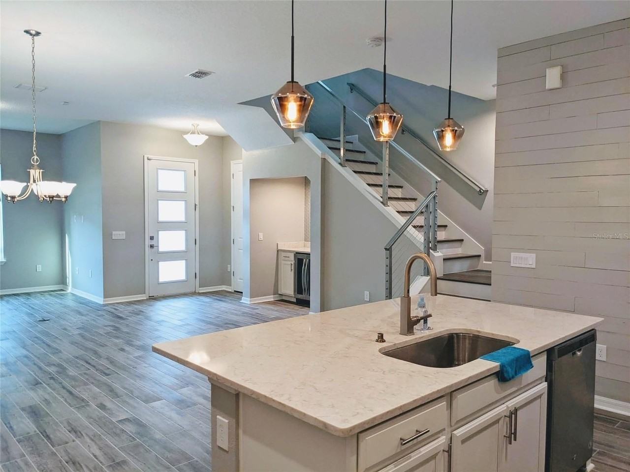 11531 Charnock Dr - Photo 7 of 50