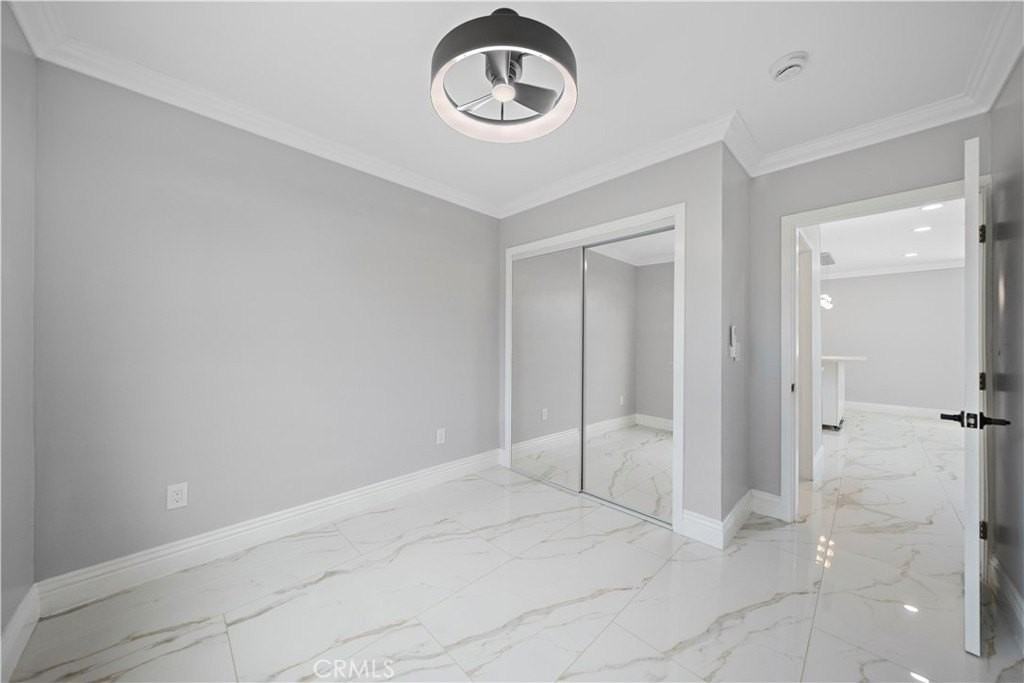 12943 Bess Ave - Photo 4 of 35