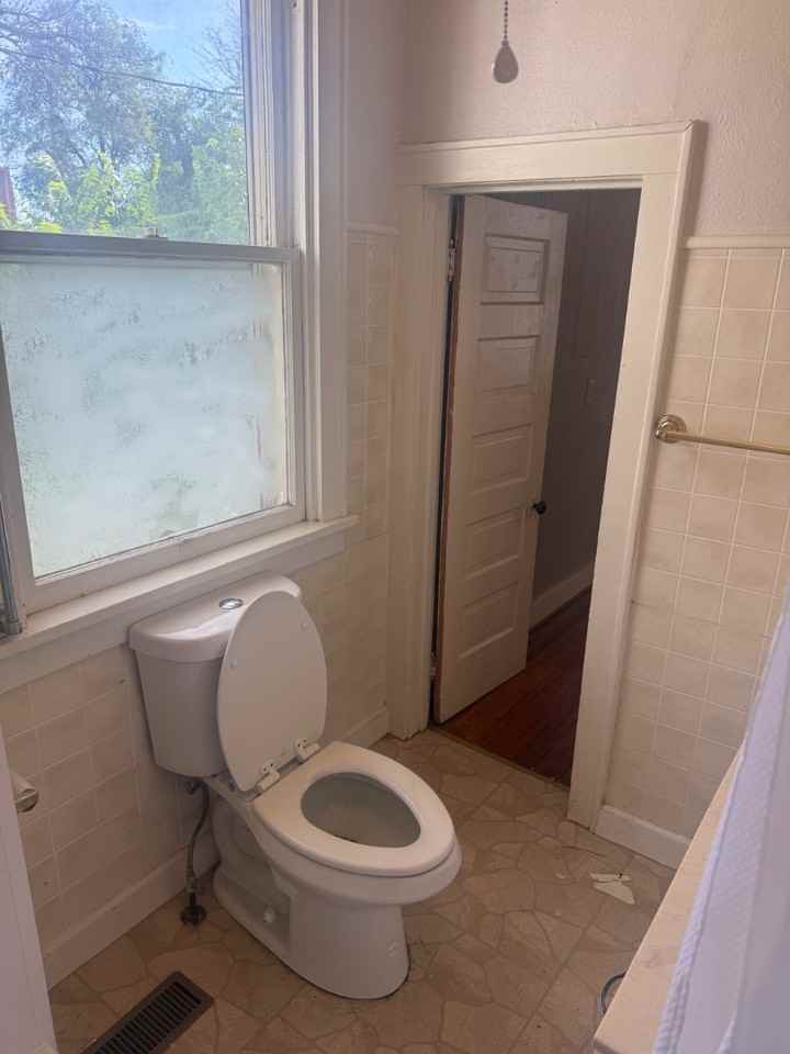 404 E 11th Ave - Photo 6 of 10