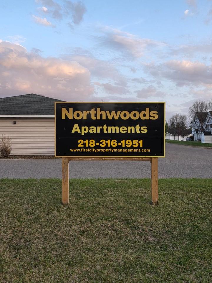 Northwoods Apartment - Photo 3 of 3