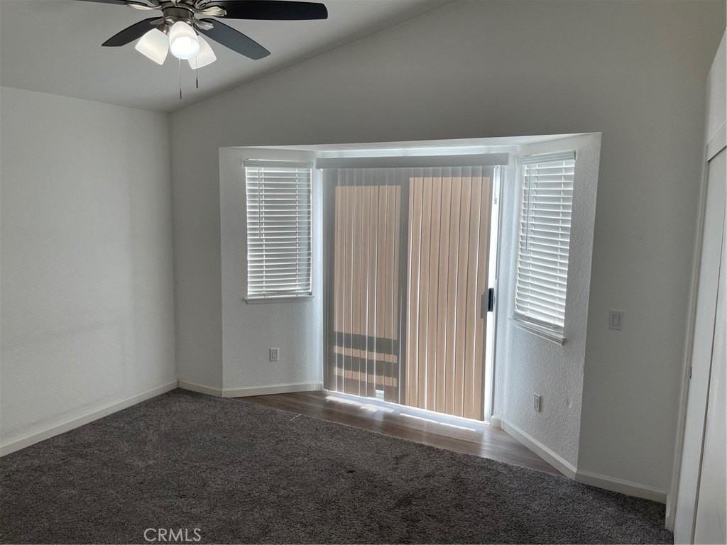 1005 Lilac St - Photo 7 of 11